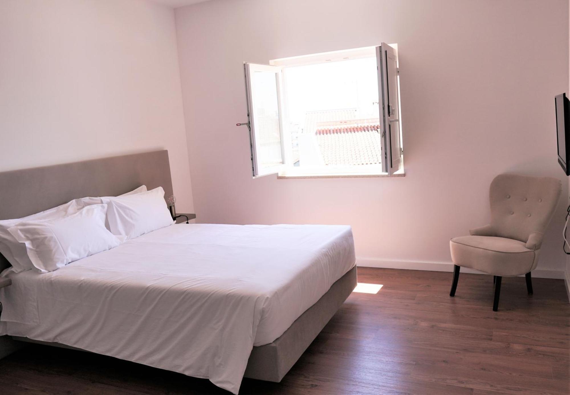 Solar Valadim - Serviced Apartments 카스텔루브랑쿠 객실 사진
