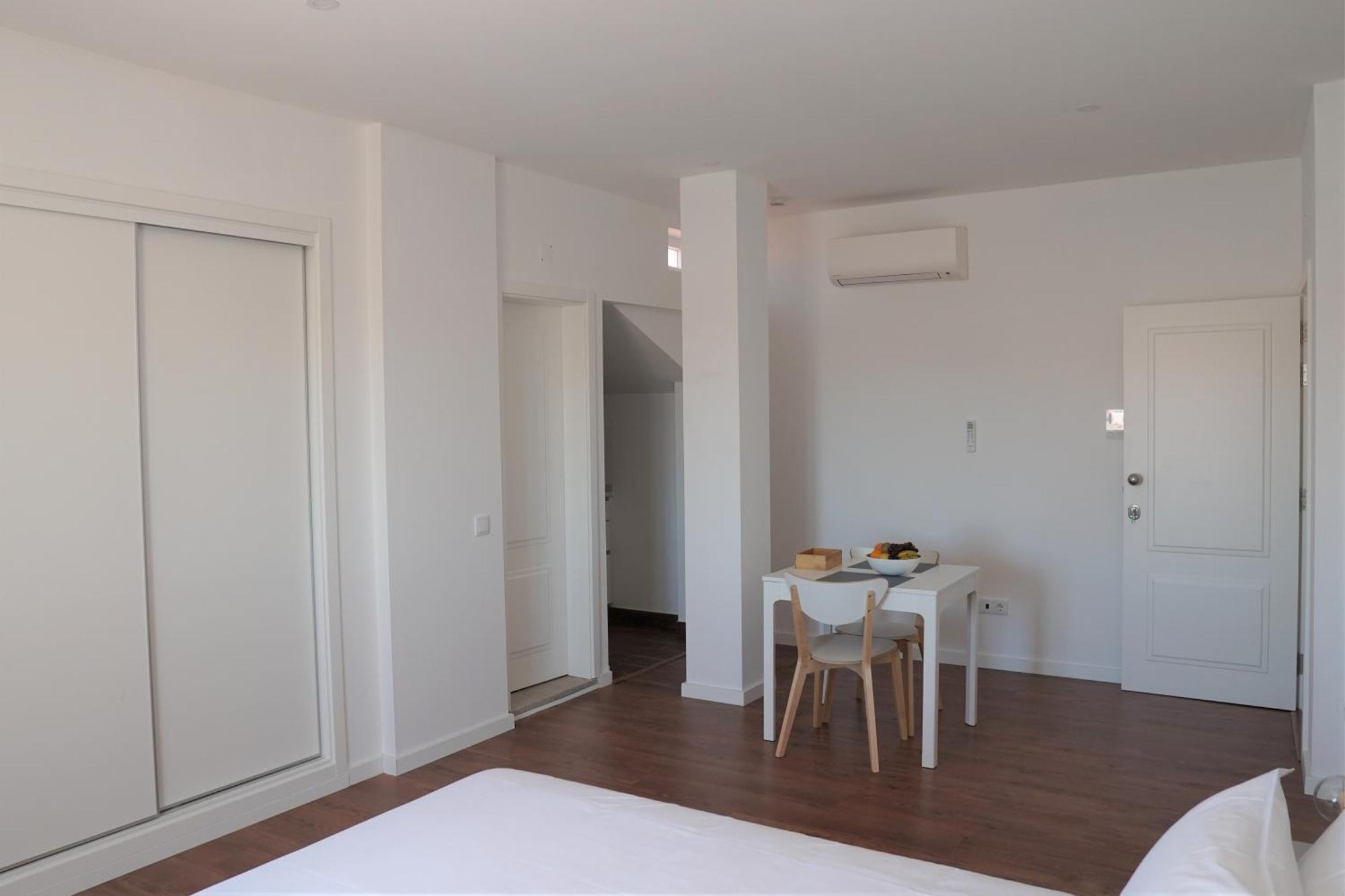 Solar Valadim - Serviced Apartments 카스텔루브랑쿠 객실 사진
